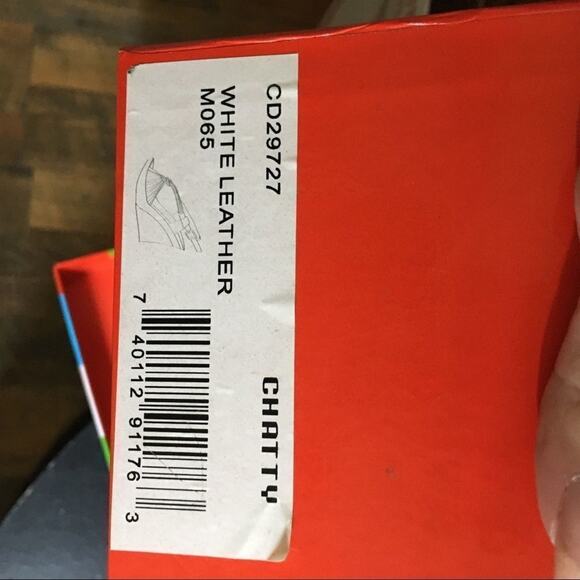 Charles white leather heels , wedge heel white strappy style straps silver clasp - Picture 4 of 6